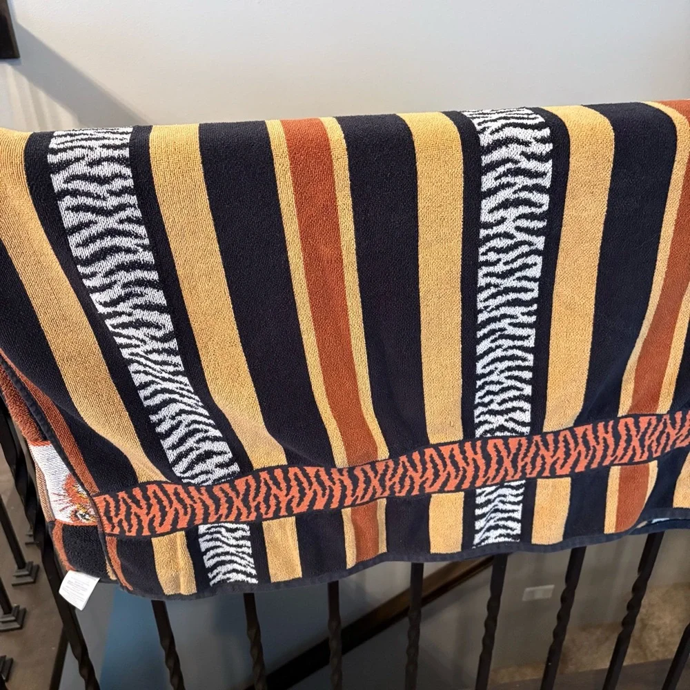 Vintage 90s Tiger Stripe Beach Towel Brazil Large 32”x64”